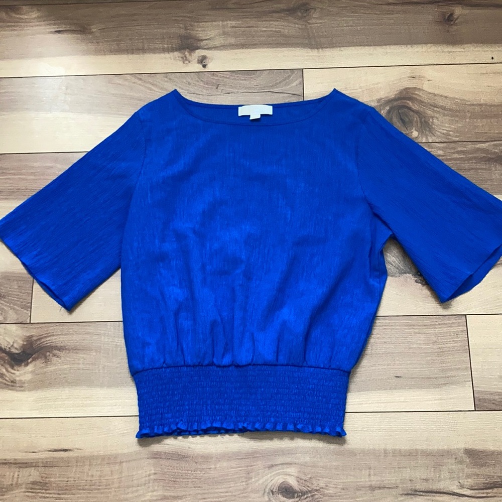 Michael Kors blue top with elastic waist. Size M